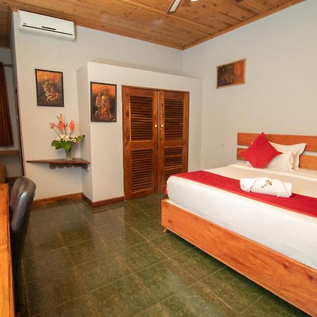 Sherbourne Lodge Kitwe Exterior photo