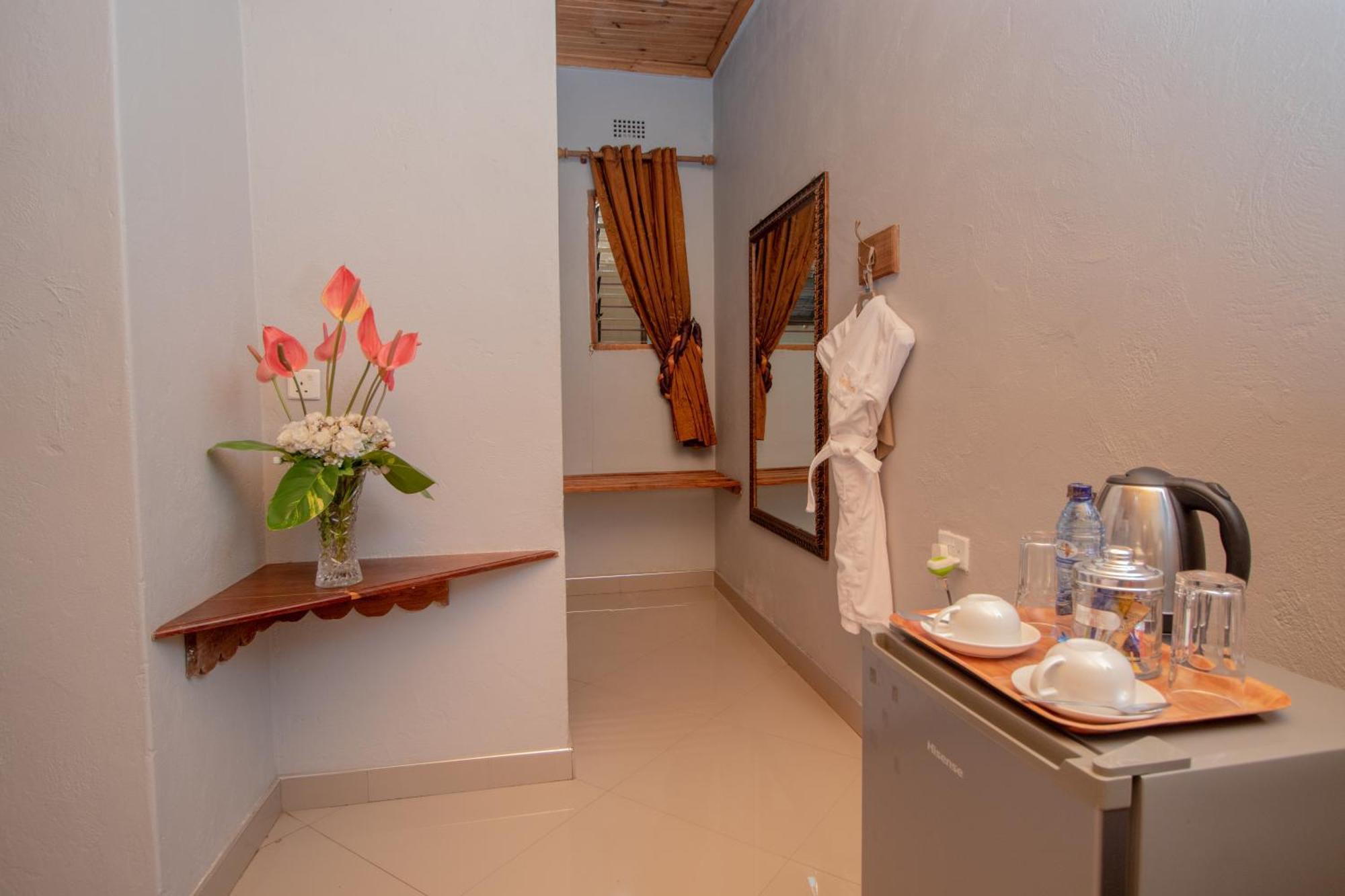 Sherbourne Lodge Kitwe Exterior photo